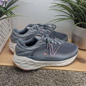 New Balance 840 Fresh Foam Women's Size 9EE Wide Running Walking Shoes